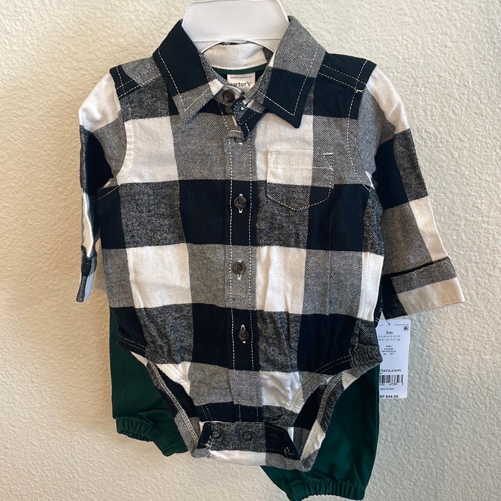 Carter’s baby outfit